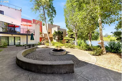 920 NW Naito Pkwy #J18, Portland, OR 97209 - Photo 28
