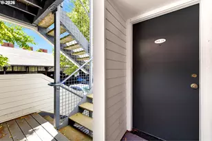 920 NW Naito Pkwy, Portland, OR 97209 - Photo 22