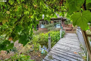 1910 SE Creighton Ave, Milwaukie, OR 97267 - Photo 40
