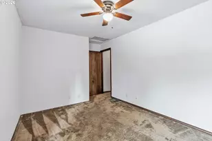1910 SE Creighton Ave, Milwaukie, OR 97267 - Photo 20