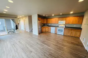 894 NE Linden Ave, Gresham, OR 97030 - Photo 10