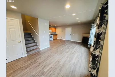 894 NE Linden Ave, Gresham, OR 97030 - Photo 8