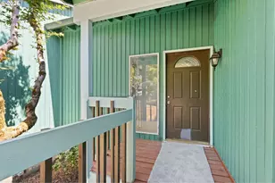 10240 SW 59th Pl, Portland, OR 97219 - Photo 2