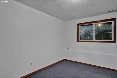 9790 NE Benton St, Newport, OR 97365 - Photo 30