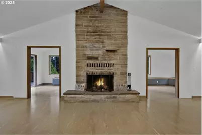 9790 NE Benton St, Newport, OR 97365 - Photo 8