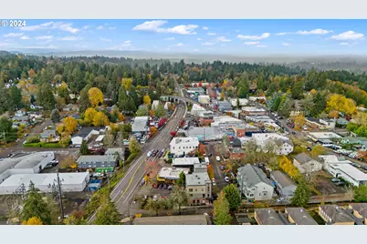 3412 SW Moss St, Portland, OR 97219 - Photo 44