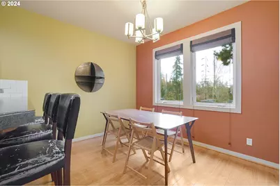 3412 SW Moss St, Portland, OR 97219 - Photo 16