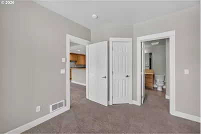 1220 Bay St #302, Florence, OR 97439 - Photo 26