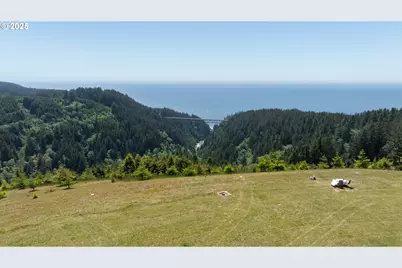 Bridgeview Dr, Brookings, OR 97415 - Photo 4