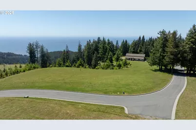Bridgeview Dr, Brookings, OR 97415 - Photo 16