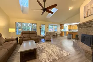 1487 Kyiv st, Springfield, OR 97477 - Photo 10