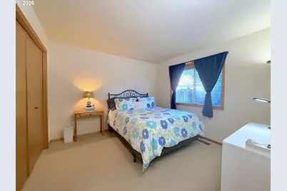 1487 Kyiv St, Springfield, OR 97477 - Photo 34