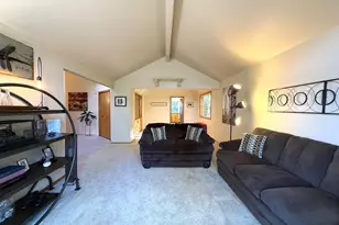 1487 Kyiv st, Springfield, OR 97477 - Photo 6