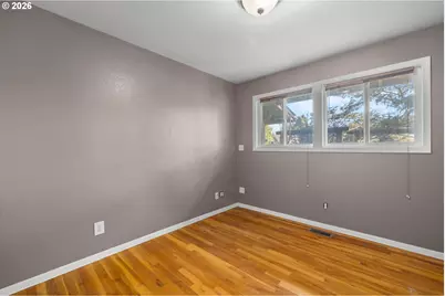 16325 NE Hoyt St, Portland, OR 97230 - Photo 22