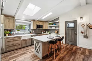 1626 NW 21st St, Lincoln City, OR 97367 - Photo 4