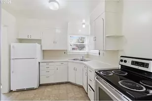 2189 Hilyard St, Eugene, OR 97405 - Photo 14