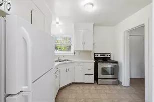 2189 Hilyard St, Eugene, OR 97405 - Photo 12
