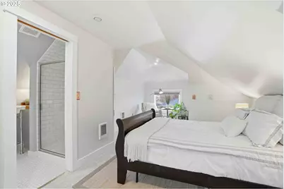 832 N Emerson St, Portland, OR 97217 - Photo 26