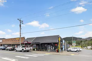 1098 S Harbor St, Rockaway Beach, OR 97136 - Photo 32