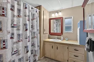 1098 S Harbor St, Rockaway Beach, OR 97136 - Photo 18