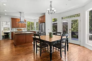12431 SW 55th Pl, Portland, OR 97219 - Photo 8
