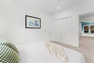 12431 SW 55th Pl, Portland, OR 97219 - Photo 22