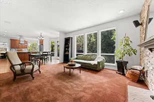 12431 SW 55th Pl, Portland, OR 97219 - Photo 10