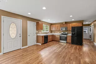 2132 Washington Way, Longview, WA 98632 - Photo 4