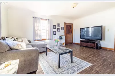 2005 E N Ave, La Grande, OR 97850 - Photo 2