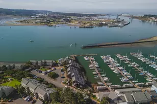 1000 SE Bay Blvd, Newport, OR 97365 - Photo 2