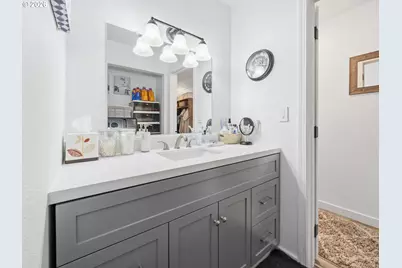 1000 SE Bay Blvd #C-103, Newport, OR 97365 - Photo 14