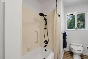 1212 Whistlers Ln, Roseburg, OR 97470 - Photo 30