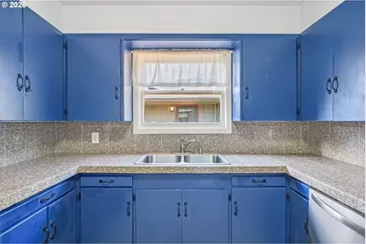 4801 NE 42nd Ave, Portland, OR 97218 - Photo 10