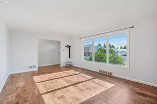 4801 NE 42nd Ave, Portland, OR 97218 - Photo 6