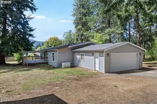 261 Old Booth Ln, Glendale, OR 97442 - Photo 8