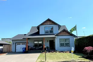 3516 Myrtle St, Woodburn, OR 97071 - Photo 2