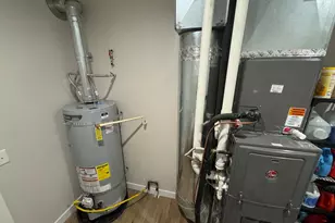 3516 Myrtle St, Woodburn, OR 97071 - Photo 24