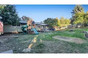 466 SW 6th St, Gresham, OR 97080 - Photo 34