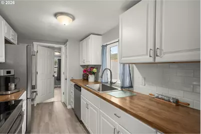 3411 U St, Vancouver, WA 98663 - Photo 8