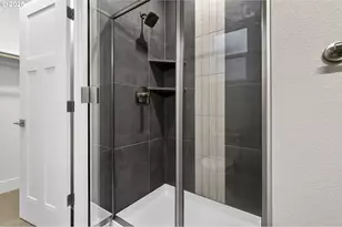 11776 NW Mellridge Ln, Portland, OR 97229 - Photo 10