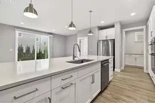 11776 NW Mellridge Ln, Portland, OR 97229 - Photo 20