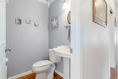 421 SE Davis St, Dallas, OR 97338 - Photo 18