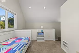 2211 Sherman Ave, North Bend, OR 97459 - Photo 30