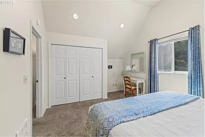 2211 Sherman Ave, North Bend, OR 97459 - Photo 32