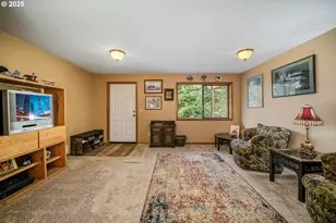 11046 Winstanley Dr, Lyons, OR 97358 - Photo 16