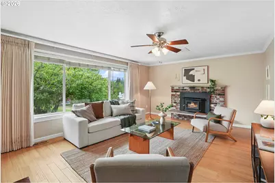 16070 S Holcomb Blvd, Oregon City, OR 97045 - Photo 6