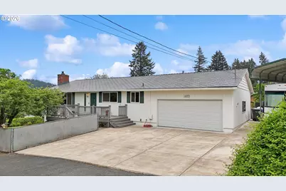 16070 S Holcomb Blvd, Oregon City, OR 97045 - Photo 2