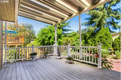4725 SW Palatine St, Portland, OR 97219 - Photo 30