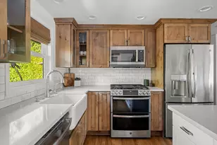 13325 SW Pearl St, Beaverton, OR 97005 - Photo 10