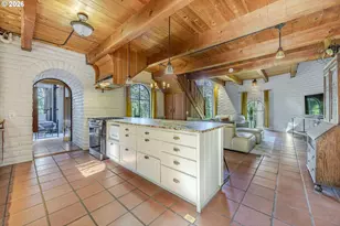 1820 E 28th Ave, Eugene, OR 97403 - Photo 12